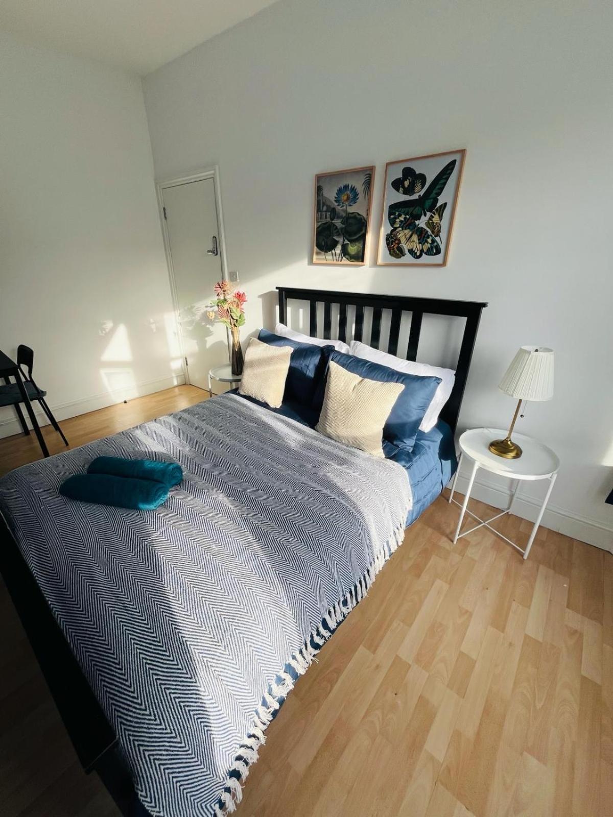 Homestay Guest 15 Minutes To London